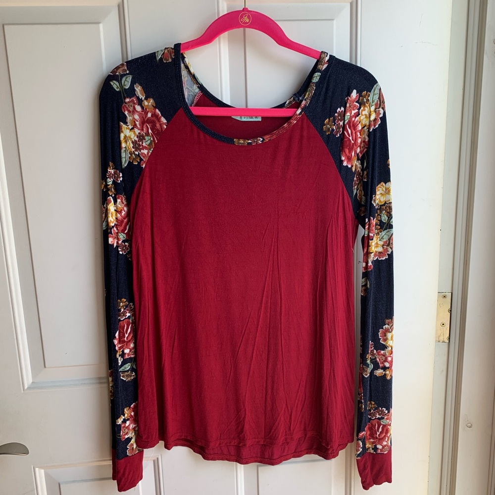 Long sleeve colorblock floral top